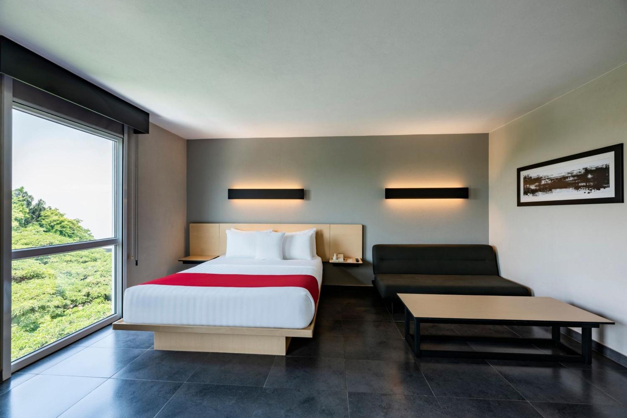 City Express Plus By Marriott Cali Colombia Bagian luar foto