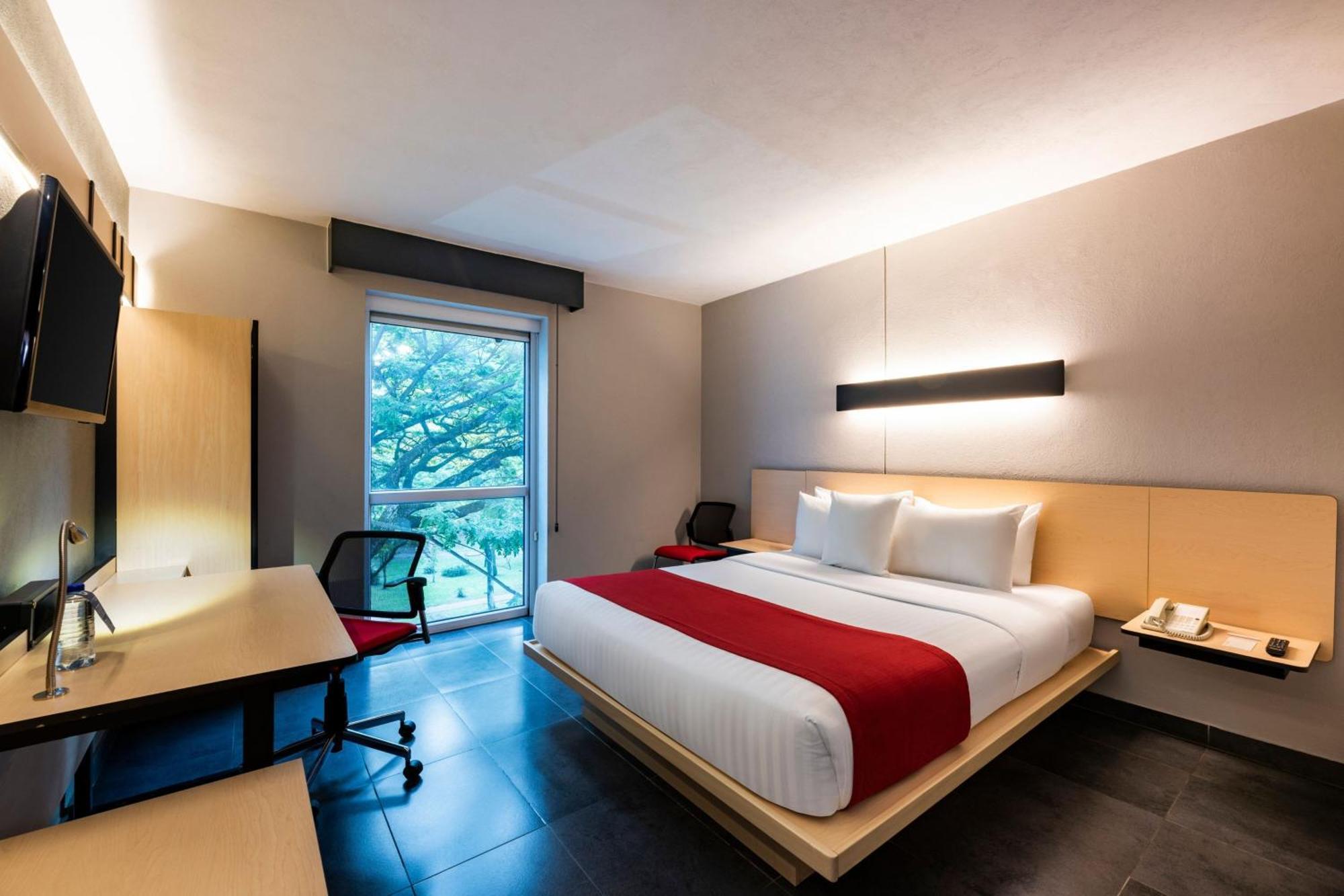 City Express Plus By Marriott Cali Colombia Bagian luar foto
