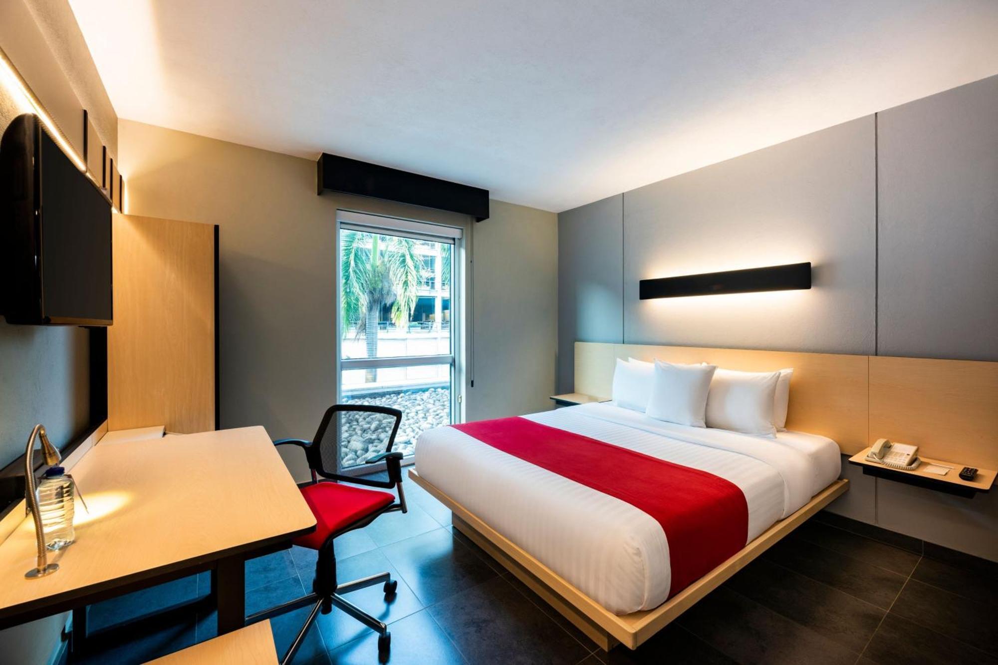 City Express Plus By Marriott Cali Colombia Bagian luar foto