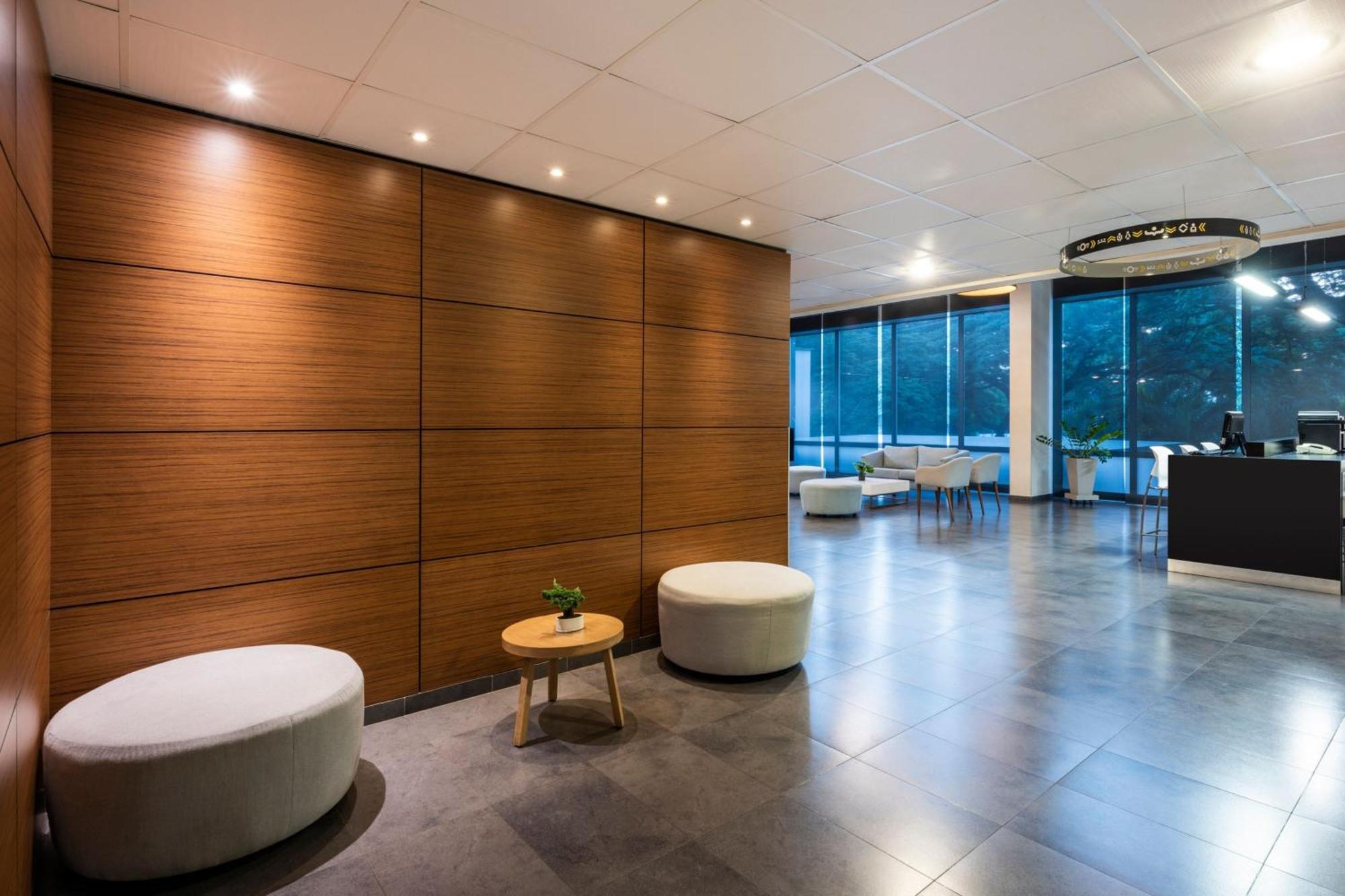 City Express Plus By Marriott Cali Colombia Bagian luar foto