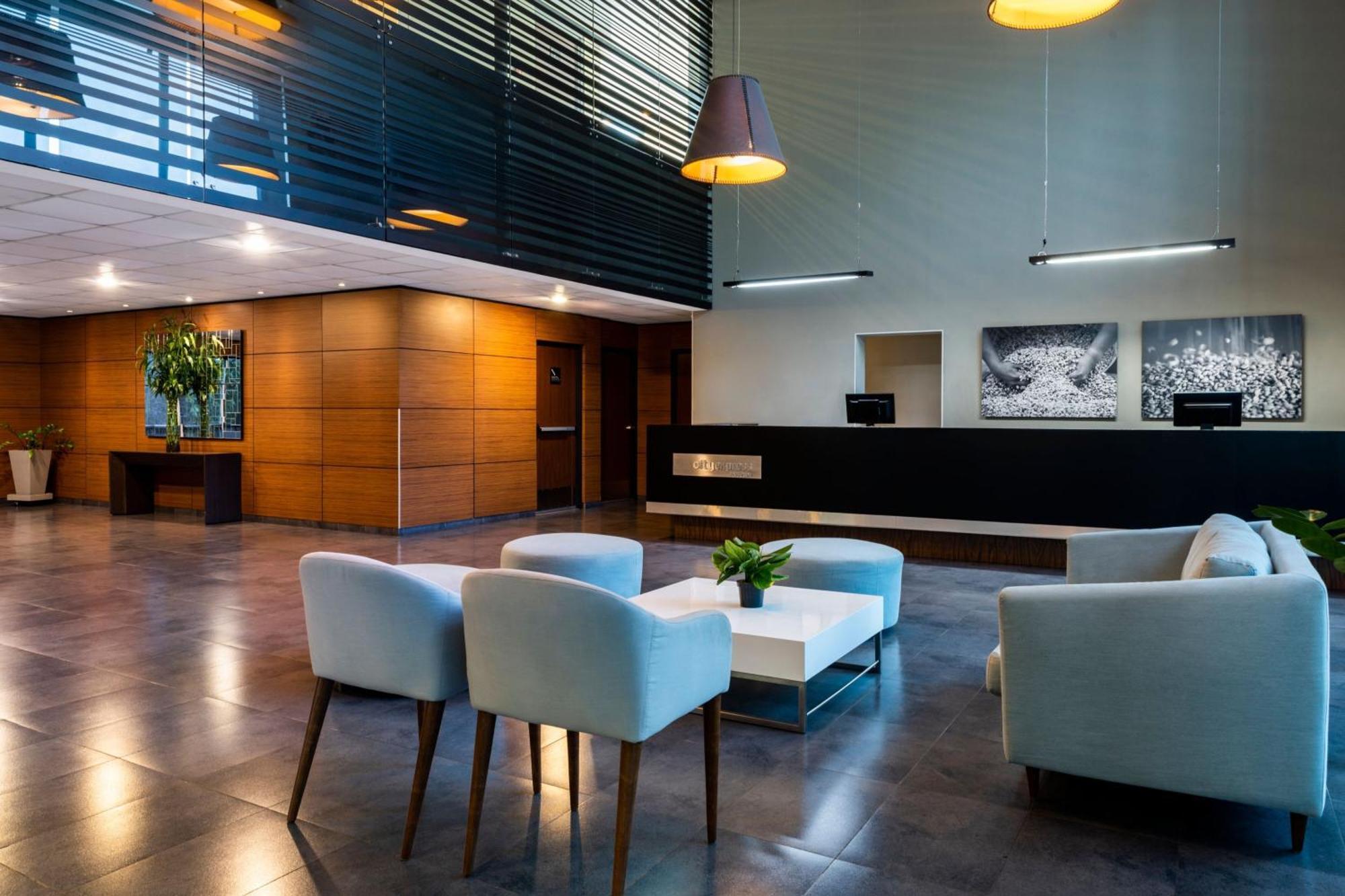 City Express Plus By Marriott Cali Colombia Bagian luar foto